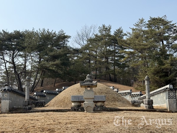 A Journey Through the Traces of King Danjong